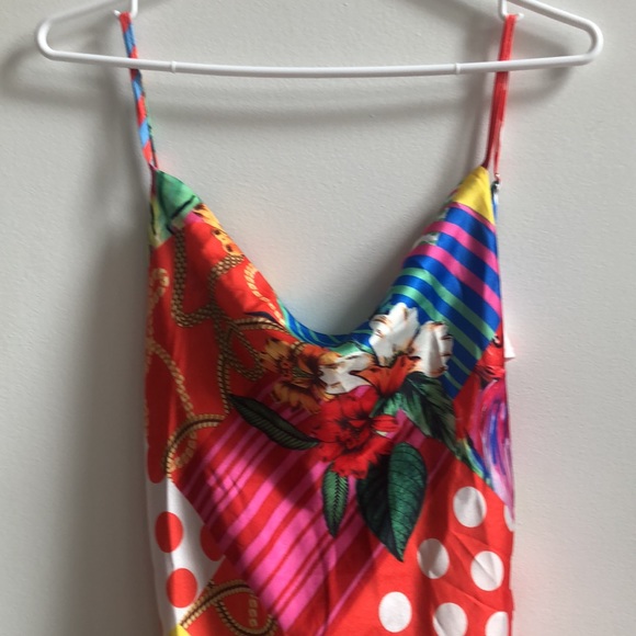 NWOT flirty spring summer dress! - Picture 2 of 4